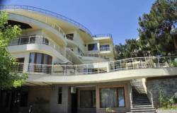 هتل بیوموند گاردن(beaumonde garden) تفلیس
